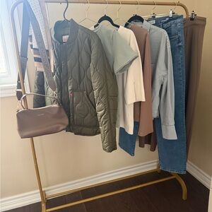 Spring Capsule Wardrobe 10 pieces Size M/L
